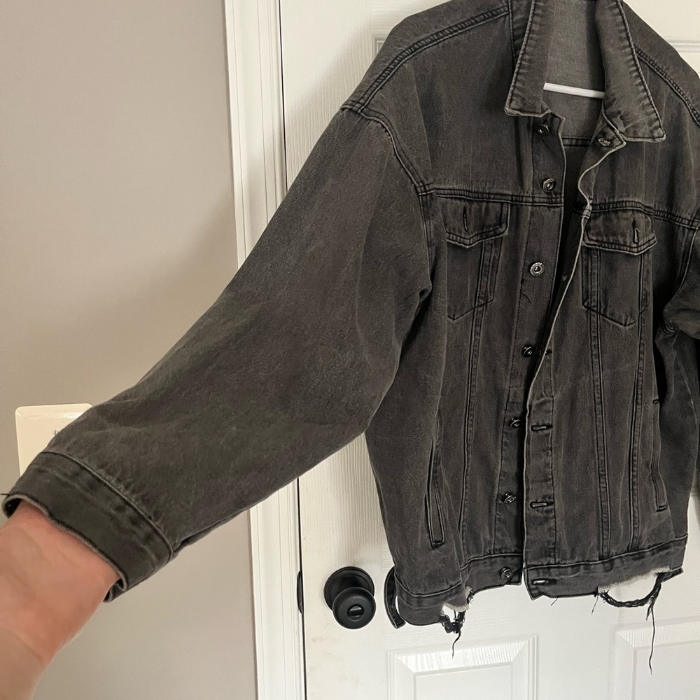 SHEIN Charcoal Gray Oversized Denim Jacket – Size S - Picture 7 of 7